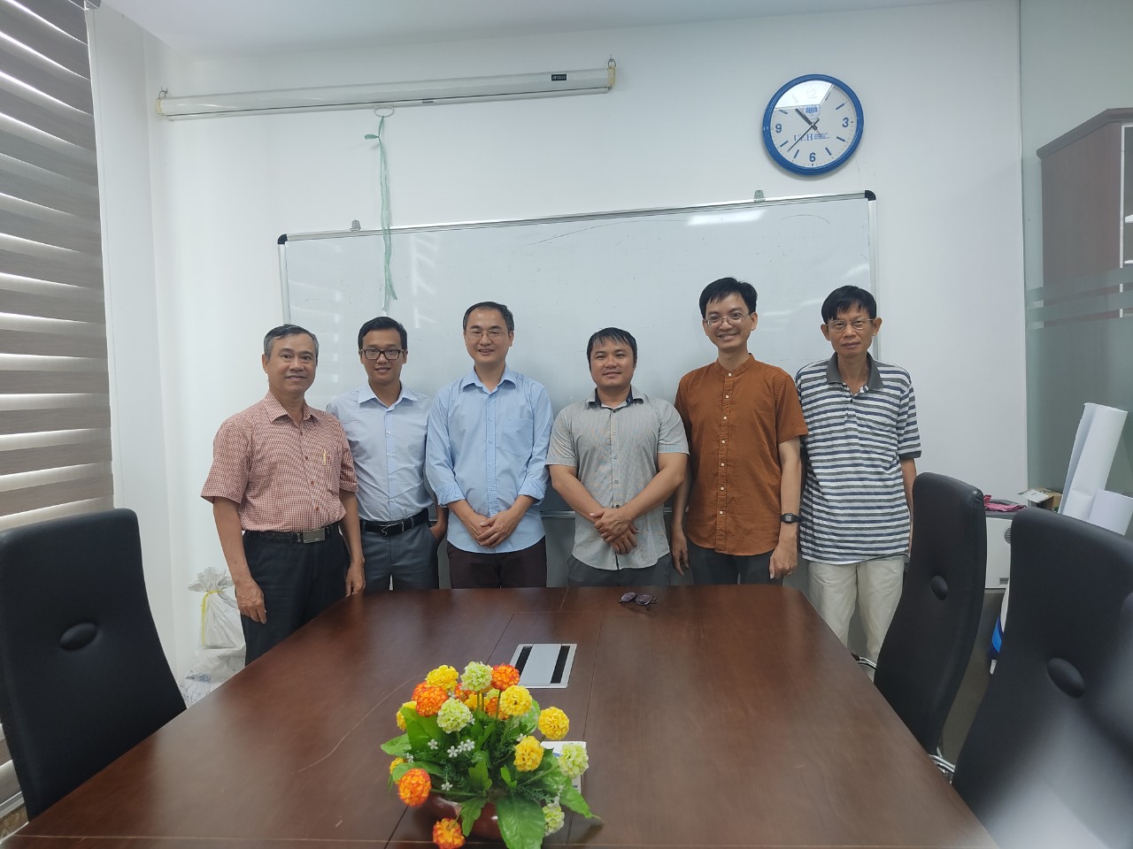 Seminar Bộ môn Toán tài chính, Khoa Toán - Thống kê Chủ đề: Epidemic Forecasting using Delayed Time Embedding